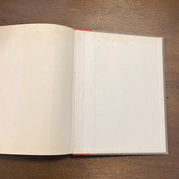 New York Times Crossword Puzzle Dictionary by Tom Pulliam & Clare Grundman - Picture 8 of 12